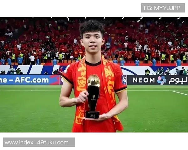 多特蒙德世俱杯首战遭群嘲范志毅杨晨调侃王钰栋前景光明